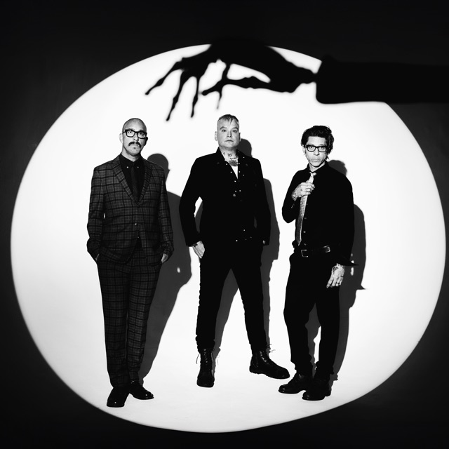 Фото Alkaline Trio - тексты песен исполнителя
